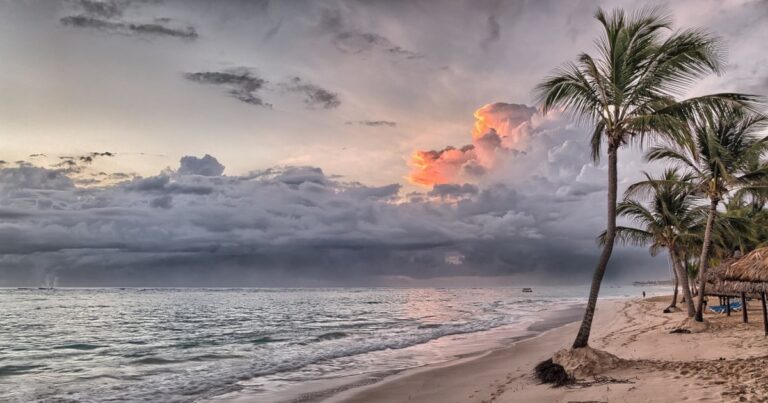 Sustainable tourism | The Interfaith Center for Sustainable Development Beach